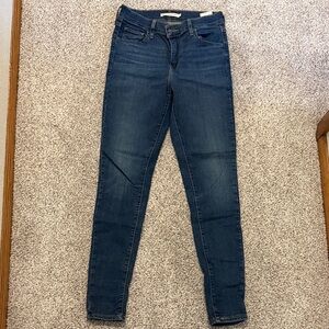 Levi's Women's Dark Blue Skinny Jeans